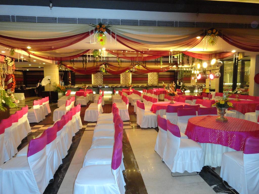 Gulmor Hotell Ludhiana Eksteriør bilde