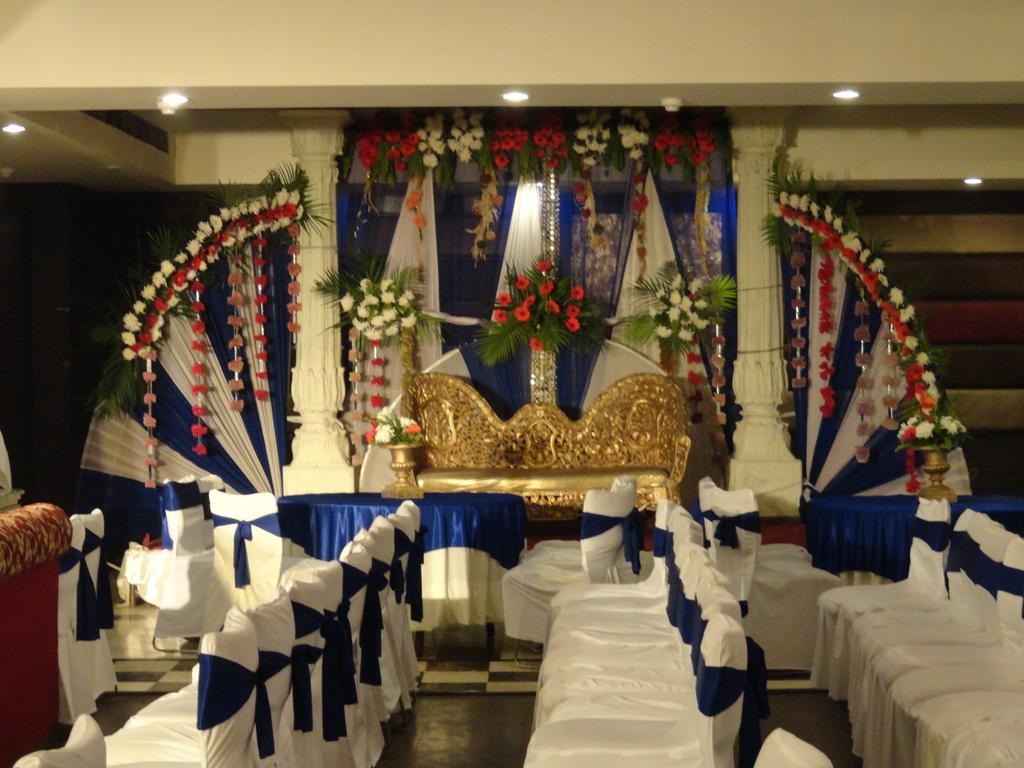 Gulmor Hotell Ludhiana Eksteriør bilde